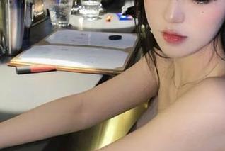 微密圈 – 120斤的小王同学泳装私拍大赏，精彩资源不可错过.txt