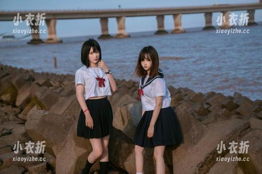 微密圈 - 从未见过的美：Callmecandy比基尼写真图集，视觉盛宴不容错过.txt