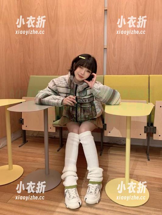 GIRLT果团网 - 深入陈迪娅的写真剧情里：获取她的全新套图资源，感受每一帧背后的动人故事！.txt