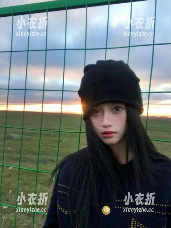 HuaYang花漾-小海臀 HuaYang花漾 - 婚纱写真收藏:观看小海臀的作品,见证她独特的艺术风格与情感.txt
