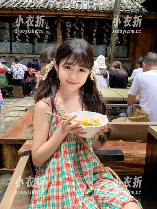 HuaYang花漾-绮里嘉ula HuaYang花漾 - 最新发布!绮里嘉ula泳装写真打造你的夏季时尚灵感.txt