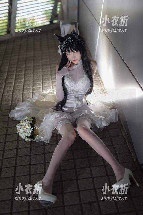 IMiss爱蜜社-小九月 IMiss爱蜜社 - 梦幻般的小九月双人全套写真作品,让你心动不已的视觉盛宴!.txt