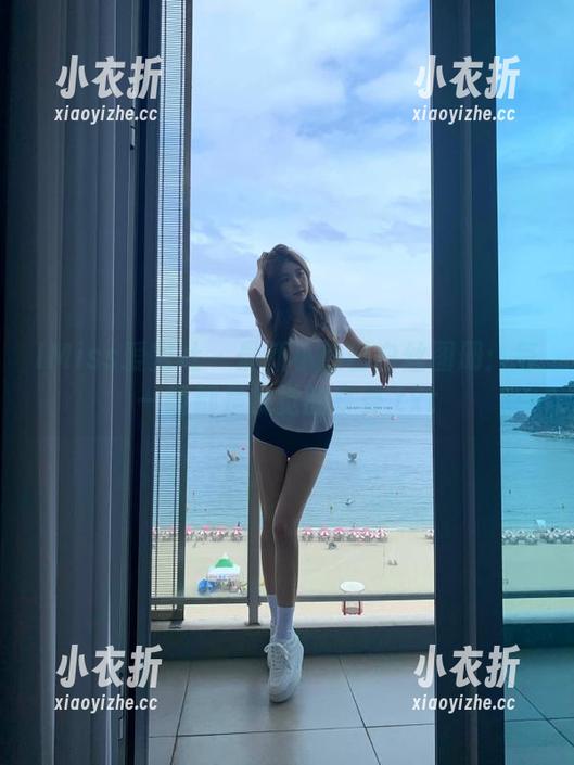 IMiss爱蜜社-小热巴 IMiss爱蜜社 - 最新小热巴白丝图册:每一帧都是视觉的享受.txt