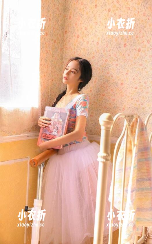 LD零度摄影 - 小楠楠作品更新：姐姐的温柔瞬间，带你感受无尽温暖！.txt