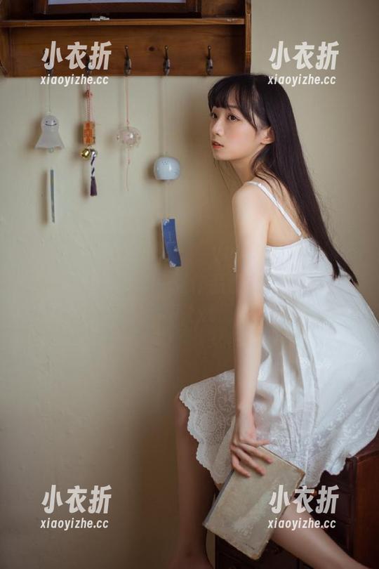 MFStar模范学院 - “youOvOyou秘书”写真图库：每一张作品都充满灵魂与故事.txt