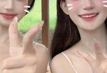 喵糖映画私拍：花溪纱与少女肚兜交融的绝美时刻美图精选.txt