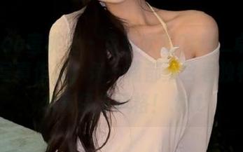 MiiTao蜜桃社 – 免费欣赏Cris_卓娅祺的JK写真作品，每一幅都蕴含着独特的艺术气息与风格！.txt