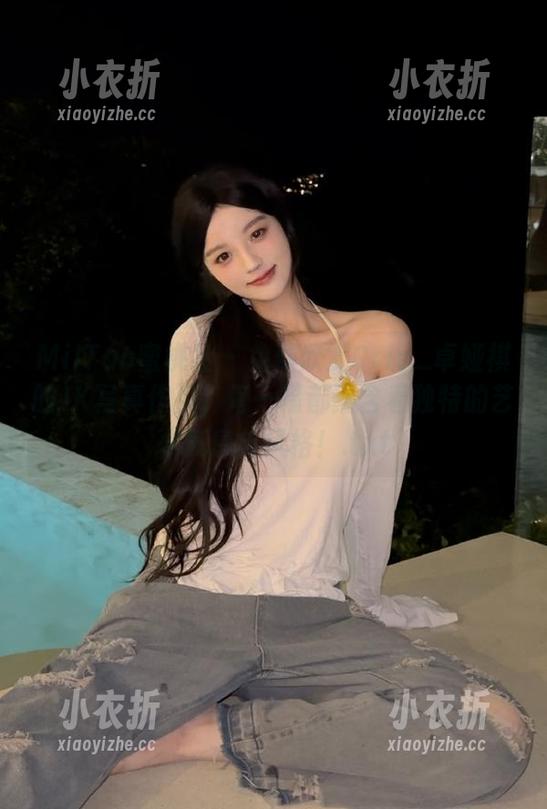 MiiTao蜜桃社 - 免费欣赏Cris_卓娅祺的JK写真作品，每一幅都蕴含着独特的艺术气息与风格！.txt