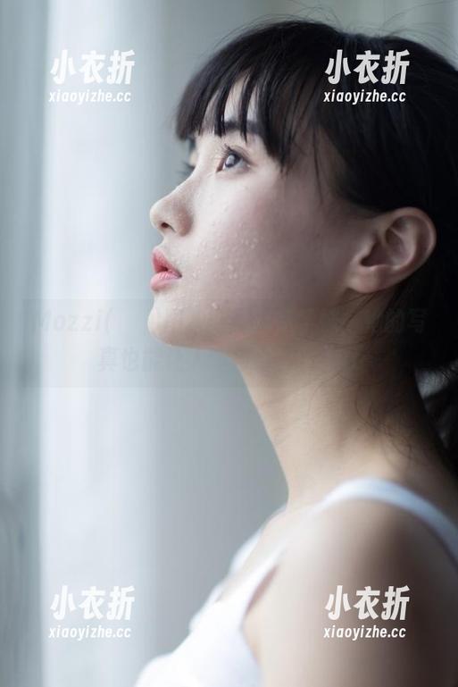 Mozzi(모찌)图集：就算是学妹，她的写真也能让人瞠目结舌！.txt