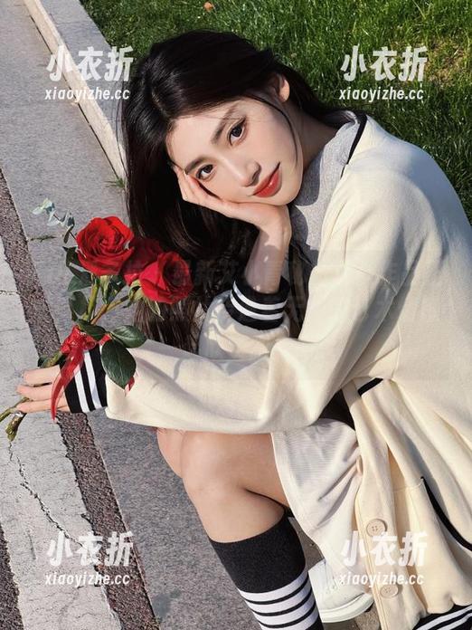 PDL潘多拉-艾小青 PDL潘多拉 - 最新艾小青秘书写真作品正式亮相,她的照片传递着无限的艺术情感,一起欣赏吧!.txt