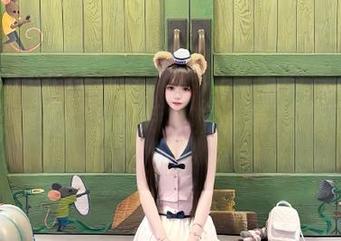 免费！Tomiko(とみこ)套装图包大放送，快来看看她的独特风格和精彩瞬间！.txt