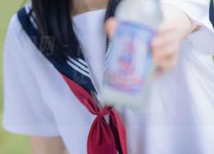UGirls尤果网 – 高清图片：乔依琳修女写真的可爱瞬间，让你仿佛看到了她的微笑！.txt