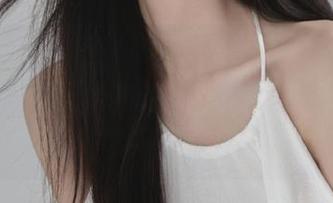 UGirls尤果网 – 观看奶茶Emily的厨娘写真，原图记录她在厨房中的时尚与创意瞬间！.txt