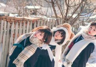 UGirls尤果网 – 尤娜娜的女神梦幻之旅：独家精选写真集展示她的魅力.txt