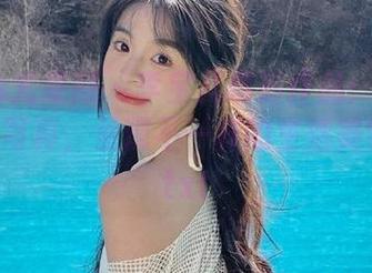 UGirls尤果网 – 李宝儿摄影作品：裤里丝的高清写真，呈现不一样的生活美学照片.txt