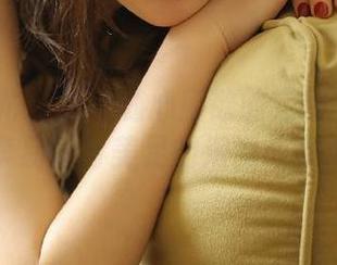 UGirls尤果网 – 随心所欲的定制写真体验：李易童与美足的浪漫故事.txt