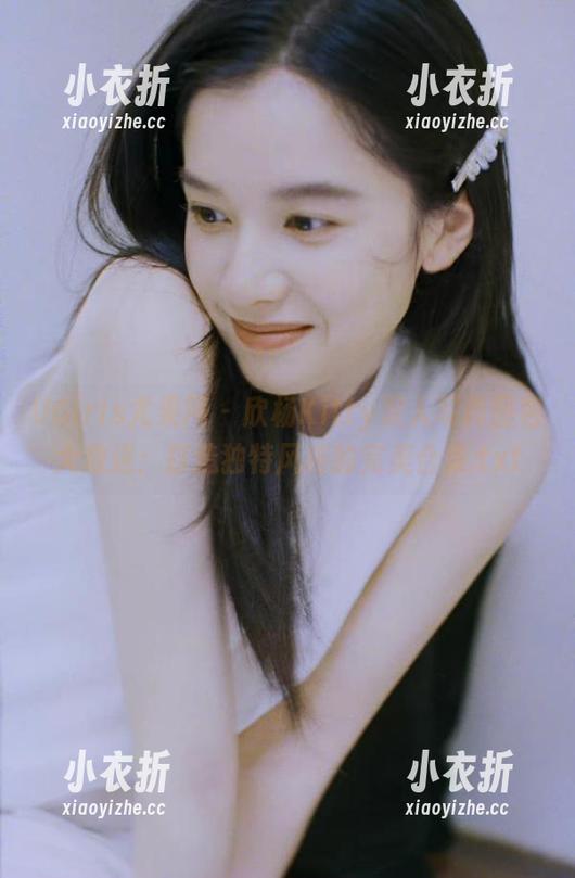 UGirls尤果网 - 欣杨Kitty双人写真图包大放送：打造独特风格的完美合集.txt