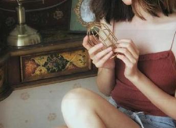 UGirls尤果网 – 尽情享受谭晓彤全套裤里丝写真，精彩瞬间等你下载，带回属于你的美好！.txt