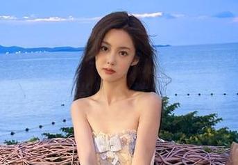 XIAOYU语画界 – 程开心专属无圣光长腿套图，展现时尚与个性的独特风格.txt