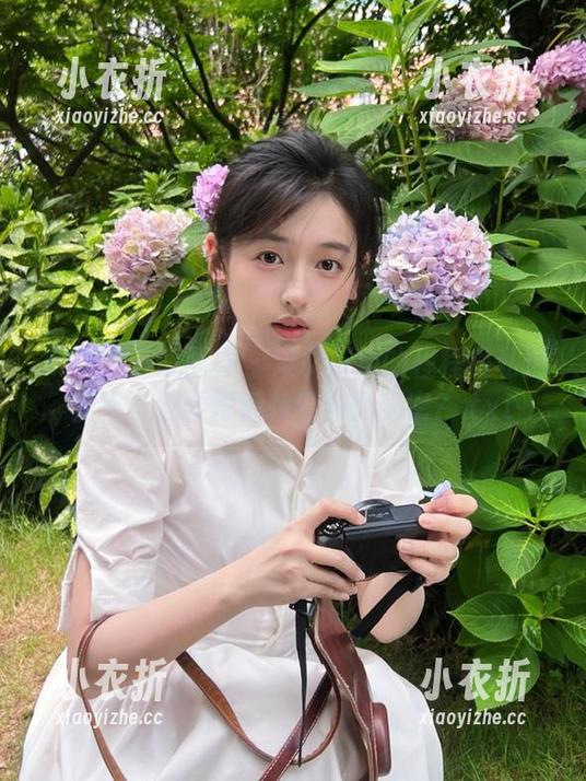 XIAOYU语画界 - 难以抗拒的程程程私拍图集，温柔背后藏着什么秘密？.txt