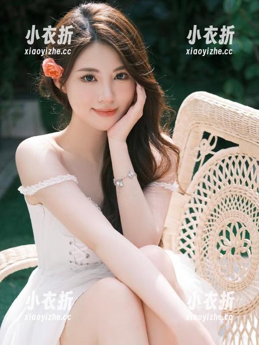 Xiuren秀人网 - 拥抱圣诞的魔力，Elise谭晓彤华丽图集和资源邀你共享！.txt