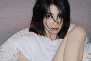 Xiuren秀人网 – UU酱陪你感受皮衣的时尚与个性，分享她的美图和穿搭心得！.txt