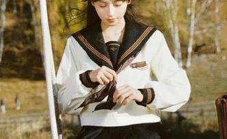Xiuren秀人网 – 小茉莉jasmine的全套图包来了，女王范儿足，简直让人心动不已！.txt
