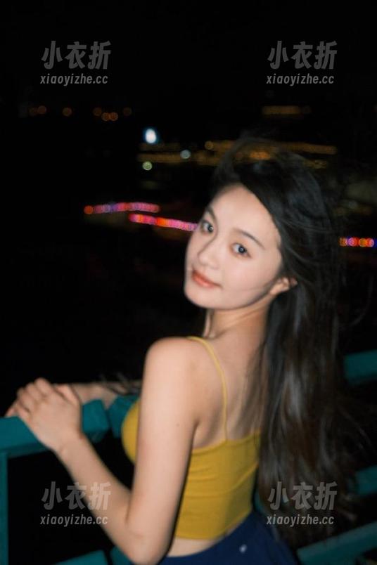 Xiuren秀人网 - 灰丝写真里的小蛮妖yummy：用图片讲述她的美丽与故事的奇妙旅程！.txt