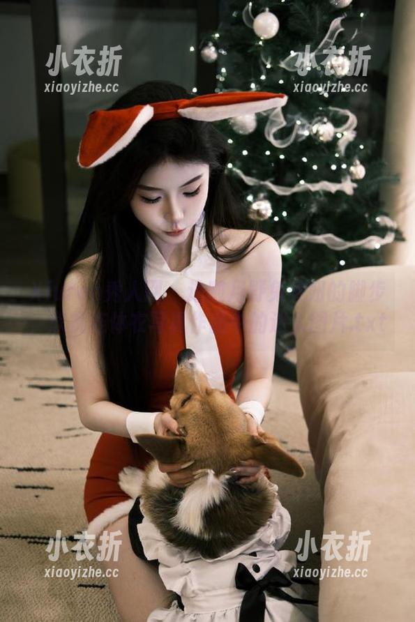 Xiuren秀人网 - 追随月野兔美妞的脚步，欣赏连体衣写真作品中的迷人图片.txt