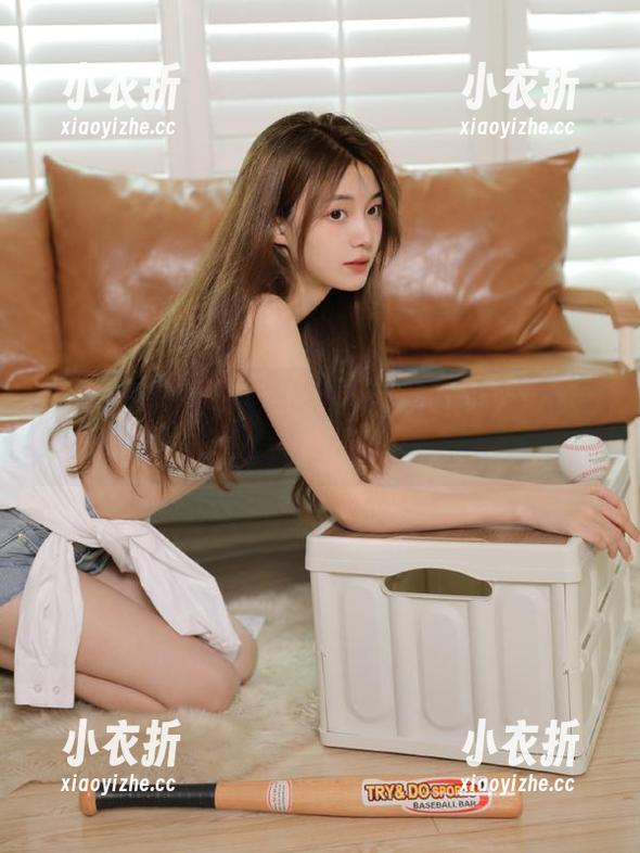 Xiuren秀人网 - 感受欧阳妮娜娜圣诞的魔力：精致写真合集让你心动.txt