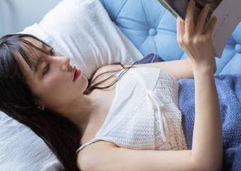 Xiuren秀人网 – 原图不做作，王雨纯的居家私拍告诉你真实的美在家中！.txt
