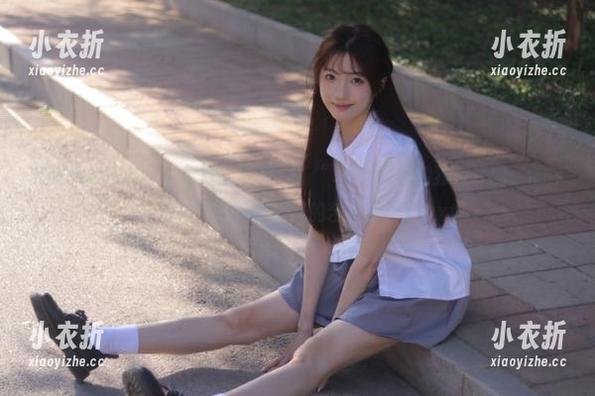 Xiuren秀人网 - 免费欣赏“玥儿玥”修女风格的独特套图，带你走进神秘而魅力无限的艺术世界！.txt