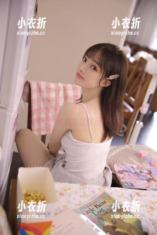 Xiuren秀人网 - 免费获取草莓zz温柔写真，美图传达她对生活的细腻感悟！.txt