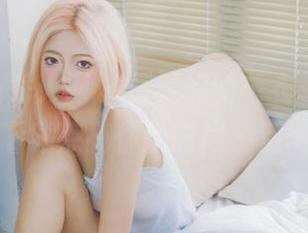 Xiuren秀人网 – 顾乔楠的毛衣写真，美图下载点亮你的时尚生活.txt