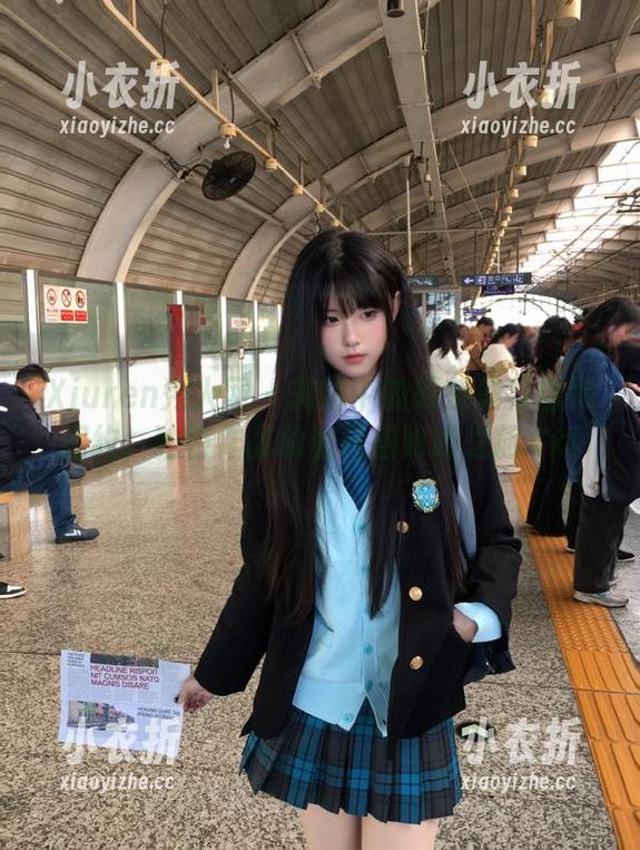 Xiuren秀人网 - 美图中的顾楚楚与旗袍相约，独特作品助您开启时尚之旅.txt
