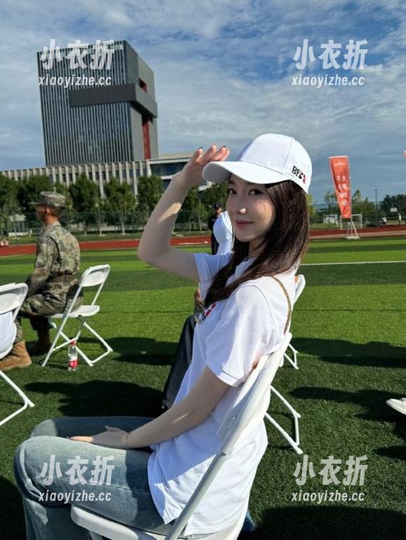 YouMi尤蜜荟 - 领略白茹雪Abby女王写真魅力，精美资源合集等你来拿.txt