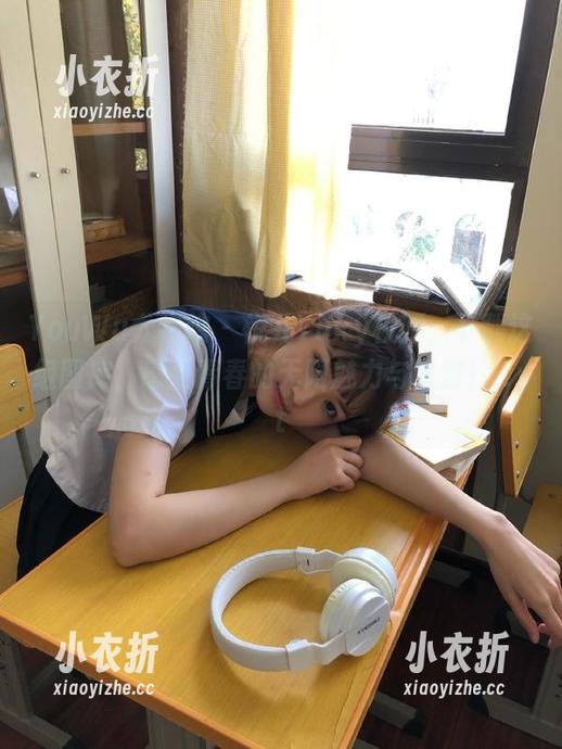 YouWu尤物馆 - 悦儿Yuky校服：下载这组图库，感受青春的无限魅力与青涩！.txt