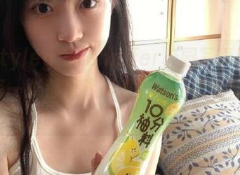beautyleg – Jennifer校园写真高清原图：每一张都是笑点满满的回忆锦集！.txt