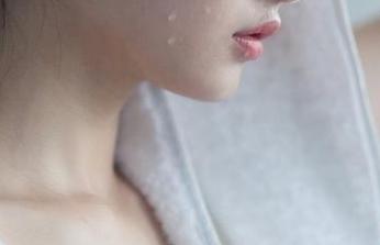 beautyleg – Maggie制服系列分享：一场视觉盛宴，带你欣赏她的写真合集之美！.txt