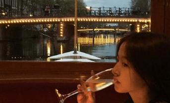 beautyleg – Neko学妹独特私房图包：展现她在镜头下的绝美与真实.txt