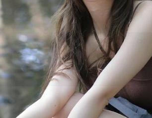 beautyleg – 最新一辑Stephy美足精彩写真图片，带你领略时尚风采.txt