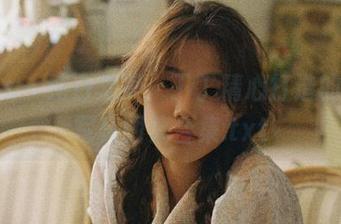 pans – 纯白之美：丁丁精心打造的独特写真图集合集.txt