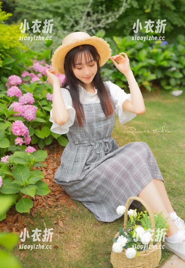 pans - 打破世俗束缚，无圣光下的小青修女写真原图勇敢发声！.txt