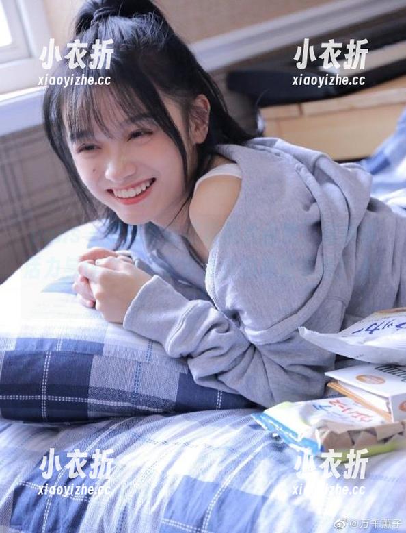 pans - 樱桃新模试镜图片合集：将青春活力与优雅风姿完美结合的视觉享受！.txt