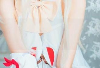 皮衣的魅力无限：shimo霜月的高清写真照片带你领略别样风情.txt