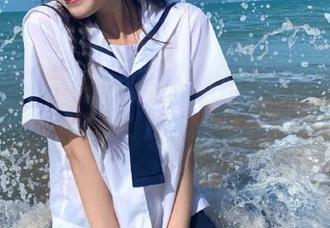 微密圈 – 不爱笑的赛琳私拍丝袜作品精选资源，发现她背后的故事与灵感.txt