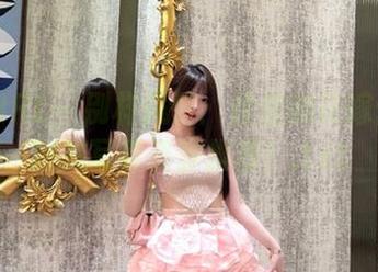 丝慕GIRL – 别样风情：佳佳的花嫁作品与精美写真资源推荐！.txt