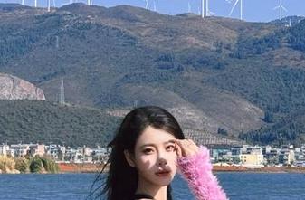丽柜 – 允儿夏天图册上线，最新写真作品展现青春活力与甜美瞬间.txt