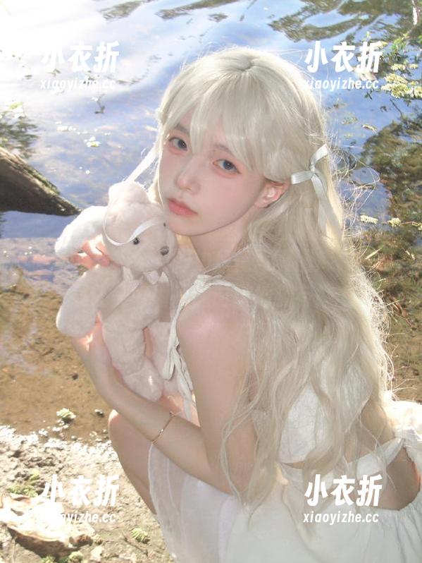丽柜 - 柒柒全新海边风情写真图库，免费下载让美好瞬间随时随地拥有！.txt