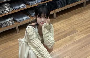 丽柜 – 甜甜的女孩写真作品：原图之美，永恒定格青春篇章.txt